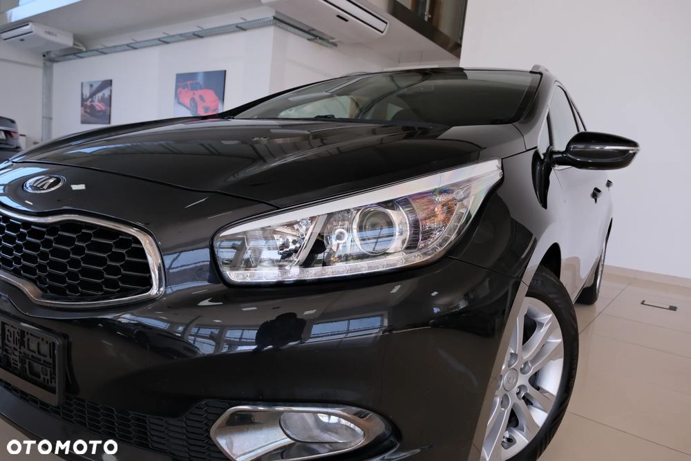 Kia Ceed 1.6 CRDi S - 10