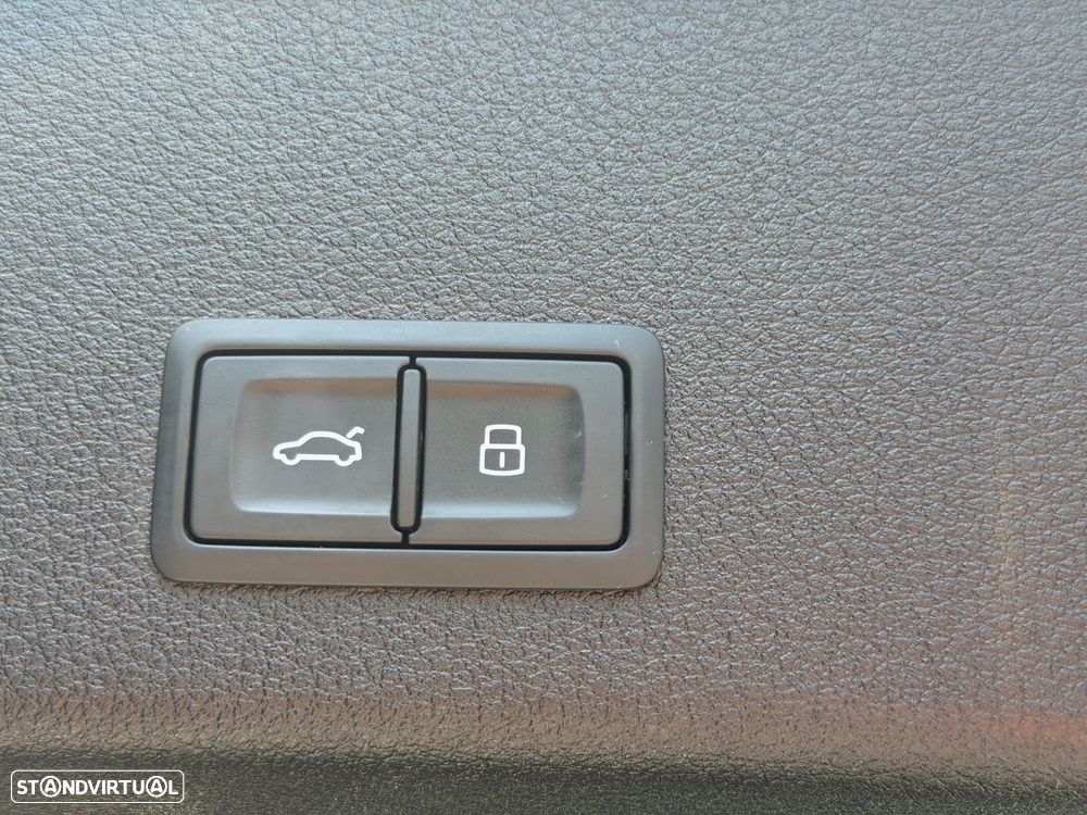 Audi e-tron 55 quattro S line - 39