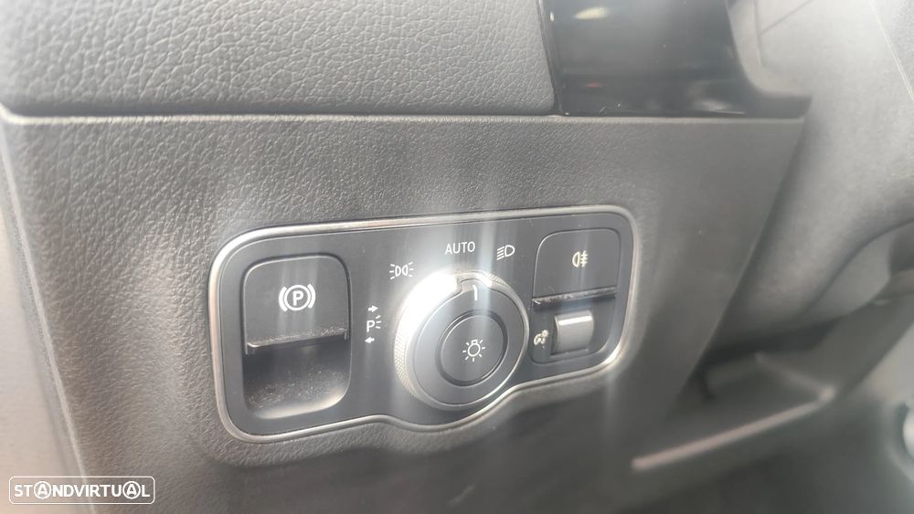 Mercedes-Benz EQA 250 - 17