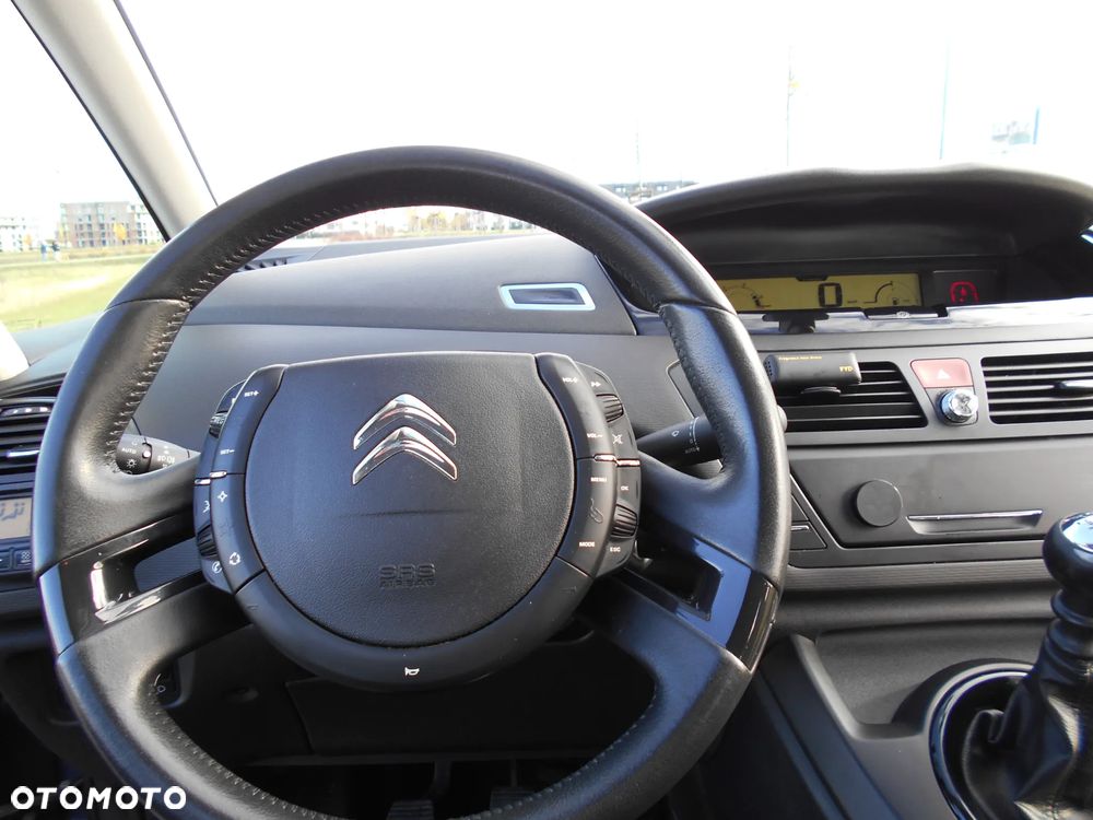 Citroën C4 Picasso 2.0 HDi Exclusive - 16