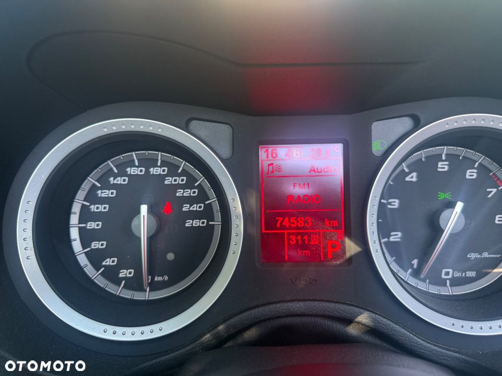 Alfa Romeo Spider 3.2JTS Q4 Q-Tronic - 14