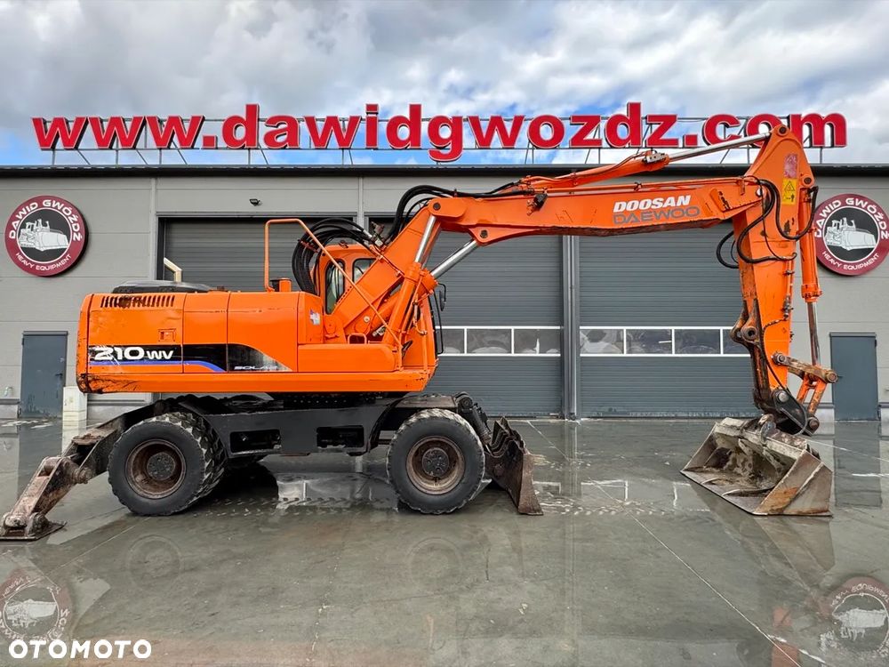 Doosan SOLAR 210W - 2