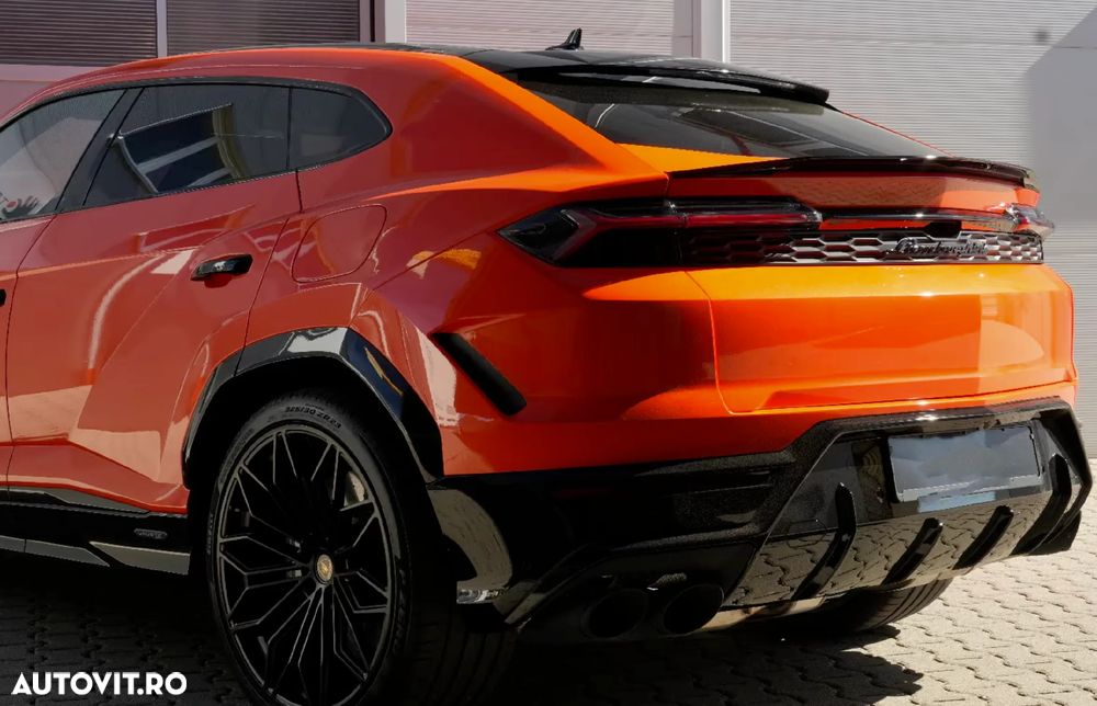 Lamborghini URUS - 10
