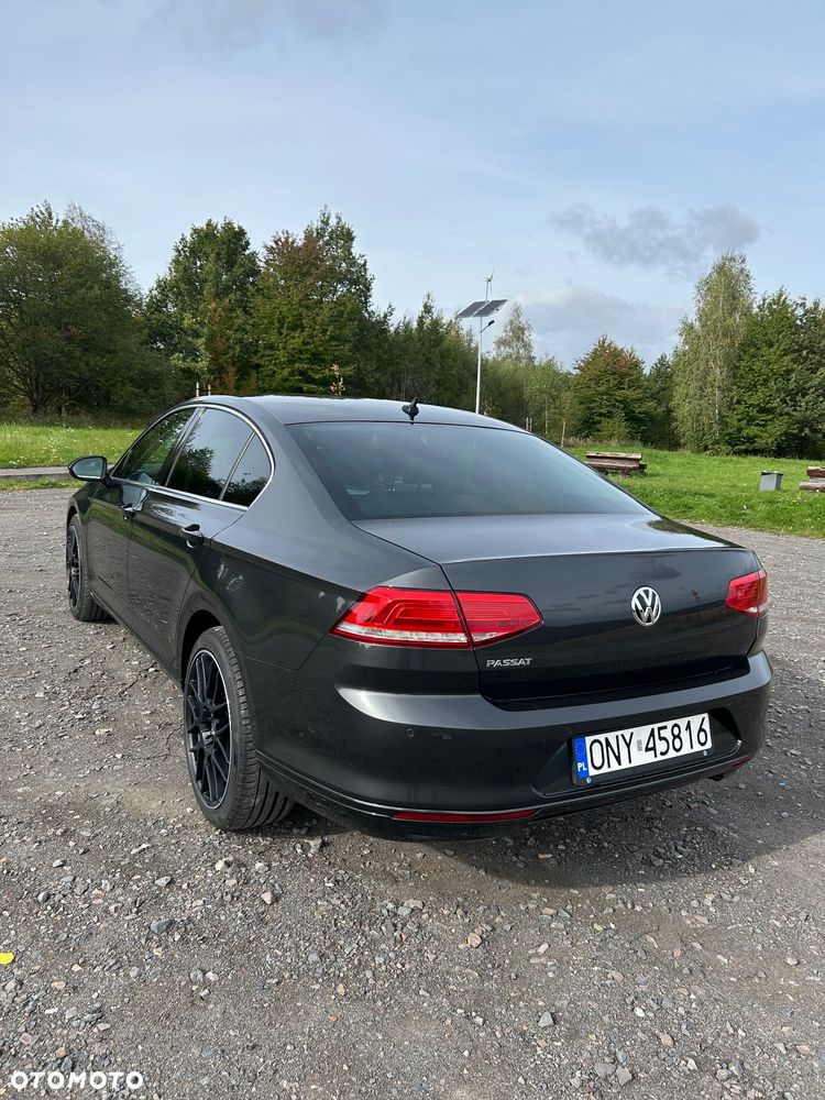 Volkswagen Passat 2.0 TDI SCR Comfortline - 7