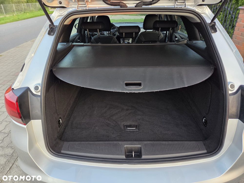 Opel Astra 1.6 CDTI Essentia S&S - 20