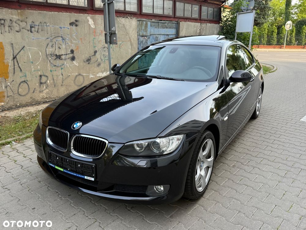 BMW Seria 3 320i - 1