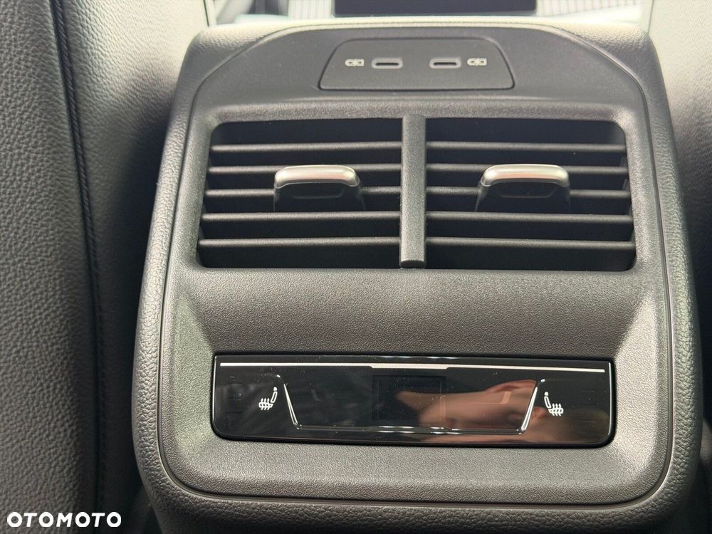 Skoda Superb 2.0 TSI Edition 130 DSG - 21