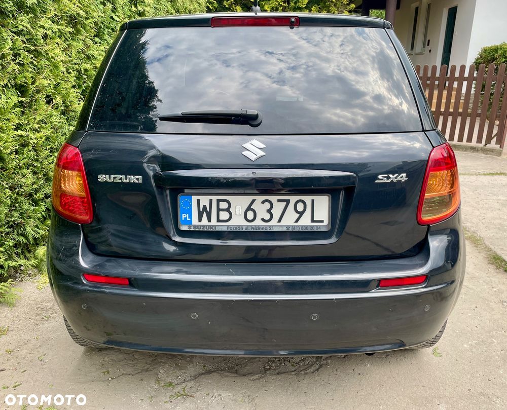 Suzuki SX4 1.6 GS / Premium - 4
