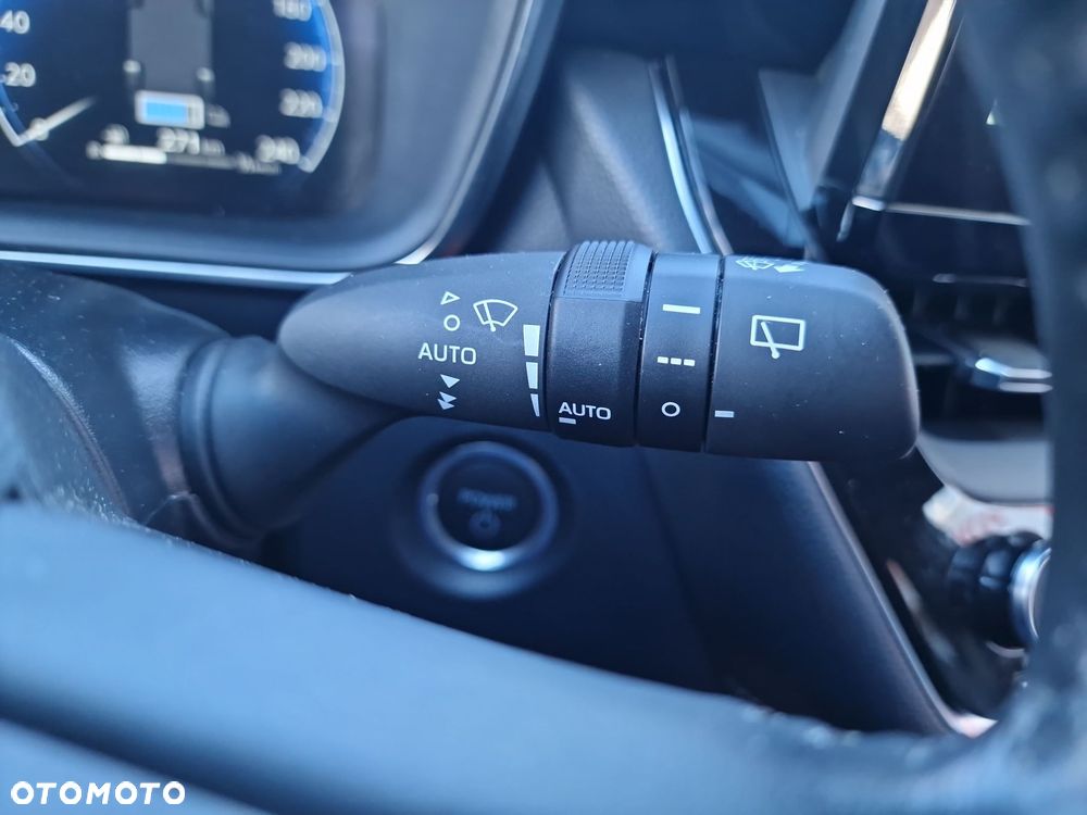 Toyota Corolla 1.8 Hybrid Style - 28