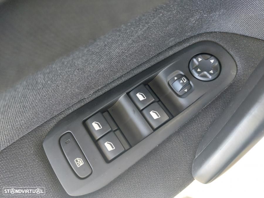Peugeot 308 SW 1.5 BlueHDi Style - 19
