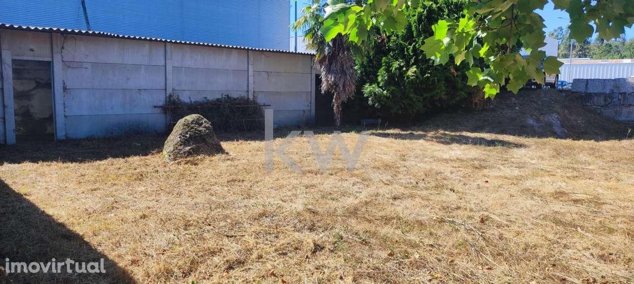 Terreno com armazém em Taíde, Povoa de Lanhoso - Grande imagem: 3/10