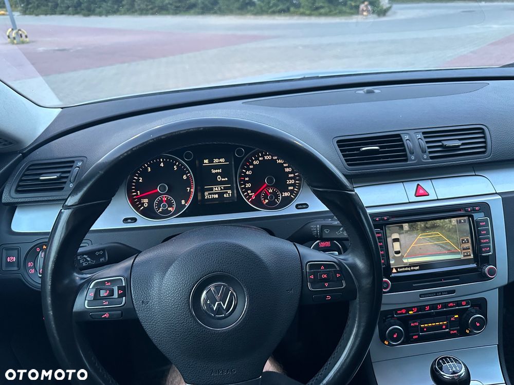 Volkswagen Passat CC - 2