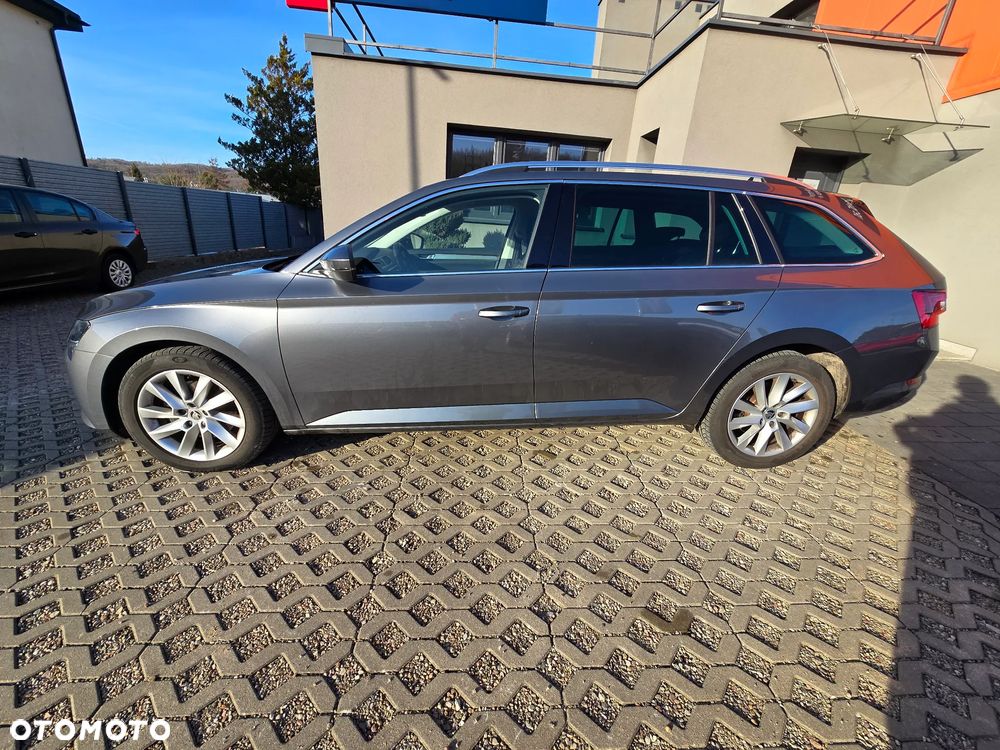 Skoda Superb 1.5 TSI Ambition DSG - 6