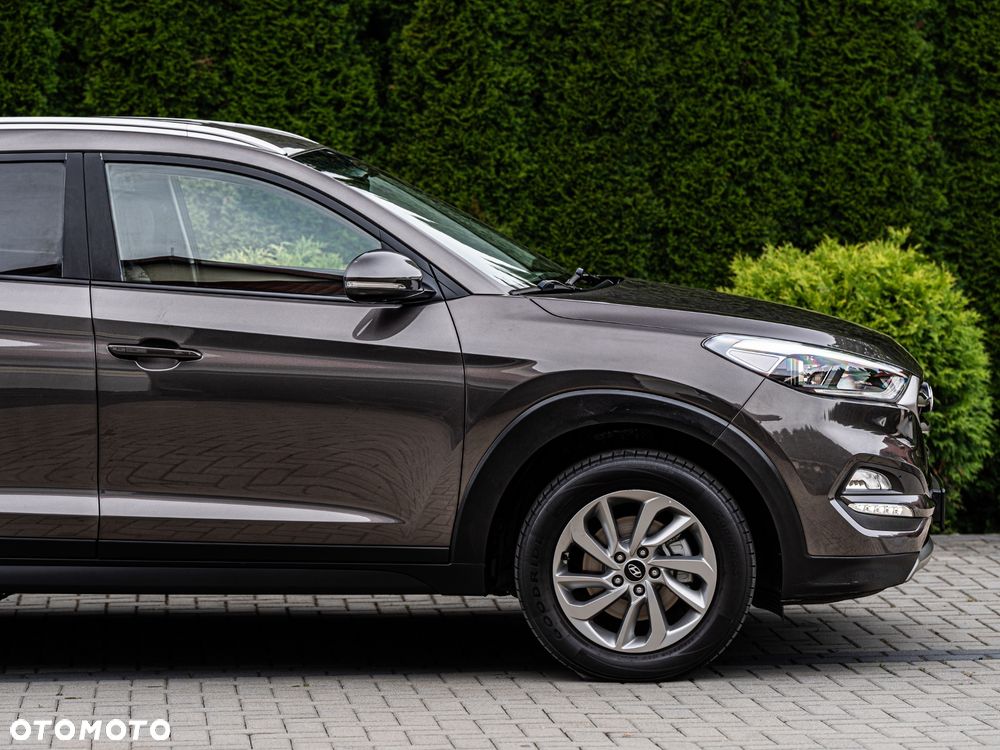Hyundai Tucson 1.7 CRDI BlueDrive Style 2WD - 9