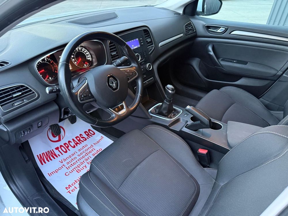 Renault Megane - 5