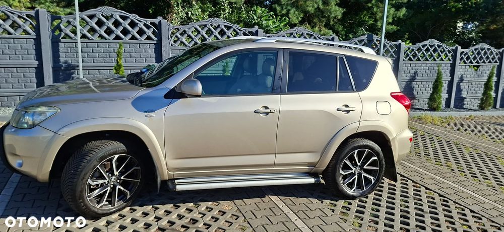 Toyota RAV4 2.2 D-4D Sol 180 - 11
