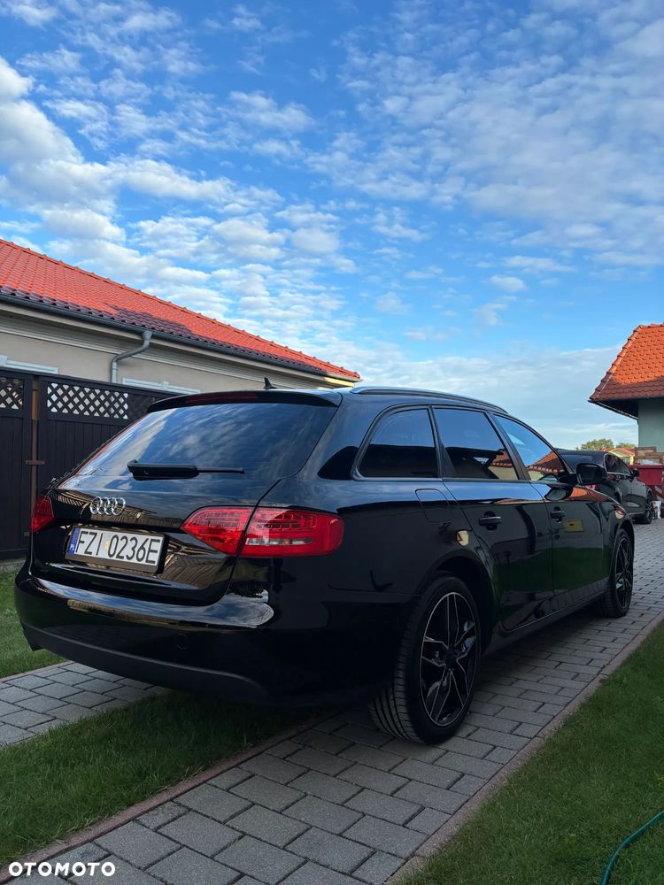Audi A4 Avant 2.0 TDI - 13