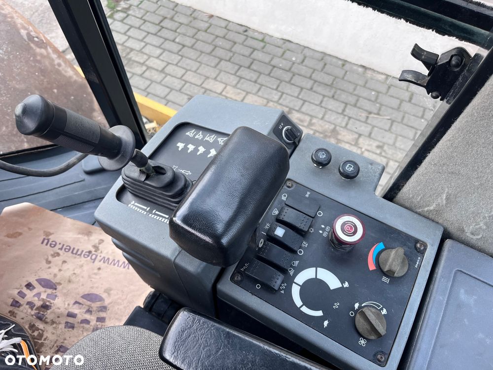 Caterpillar CAT CS56 - 27