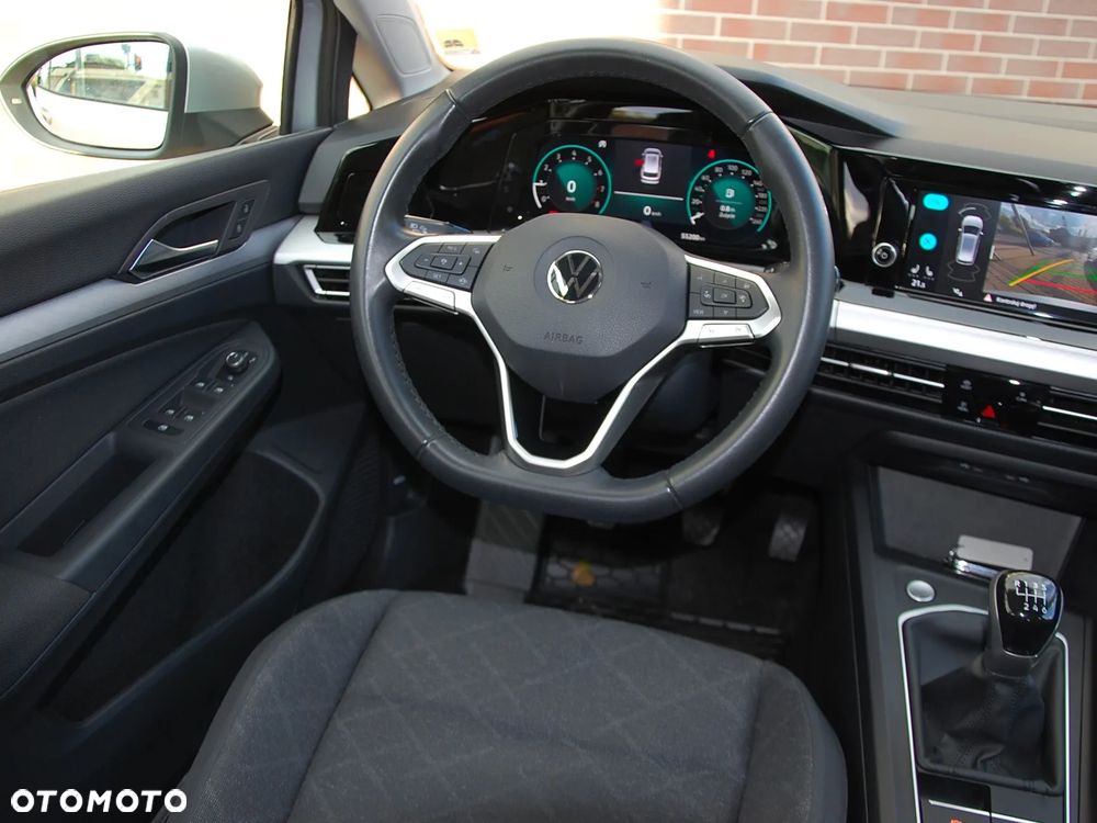 Volkswagen Golf - 25