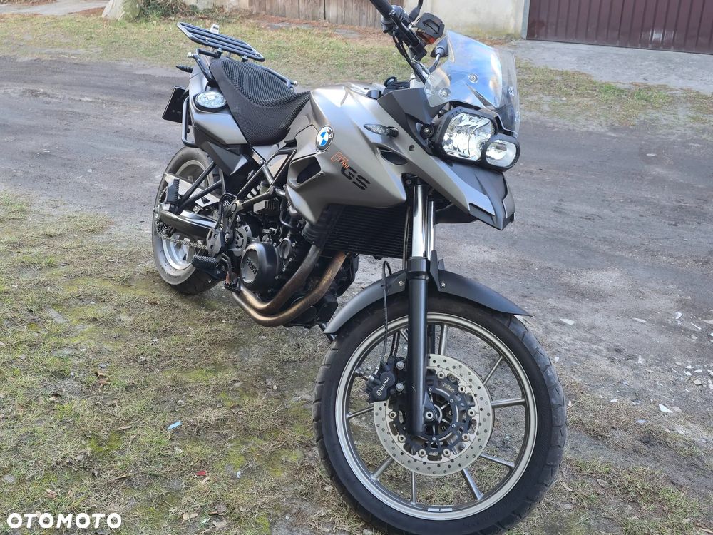 BMW F - 10
