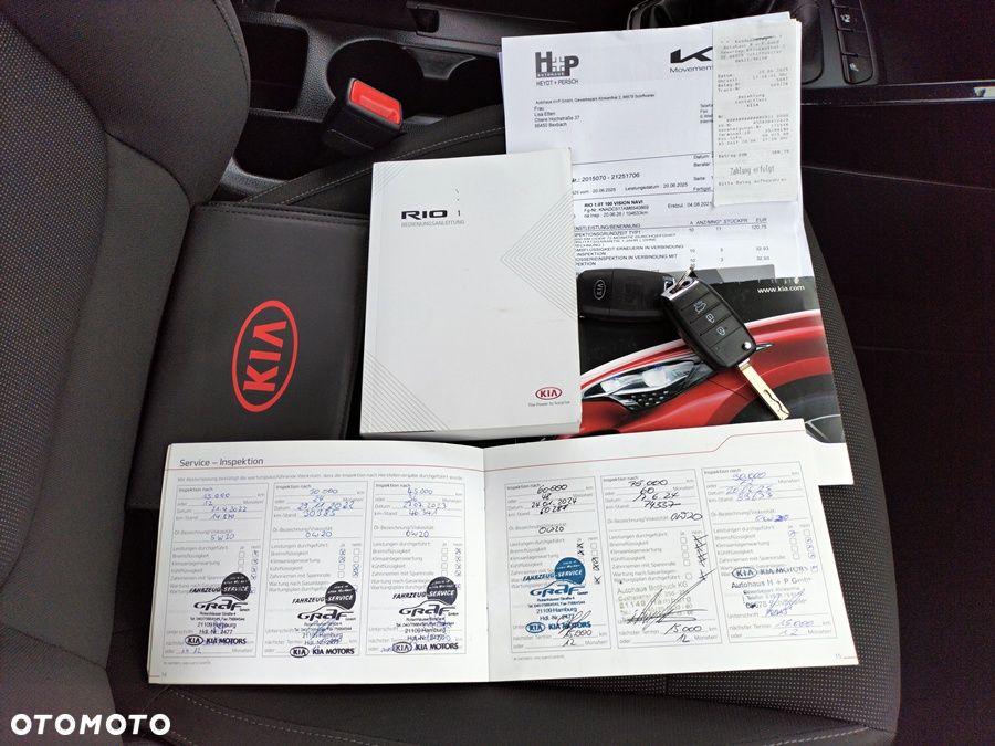 Kia Rio - 26
