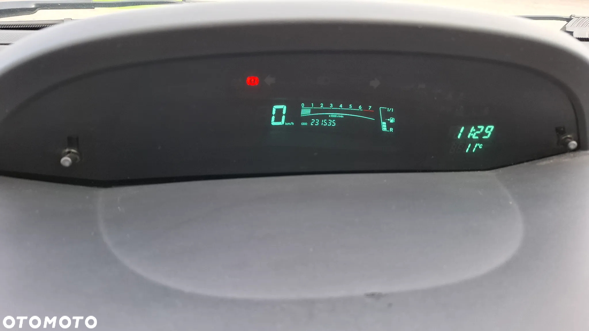Toyota Yaris 1.0 Luna - 11