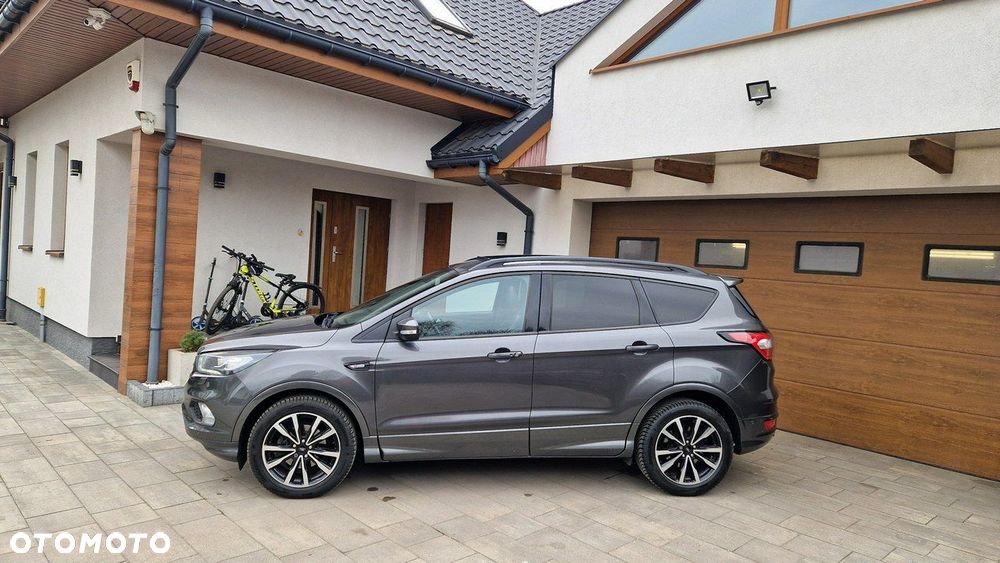 Ford Kuga 1.5 EcoBoost 2x4 ST-Line - 7