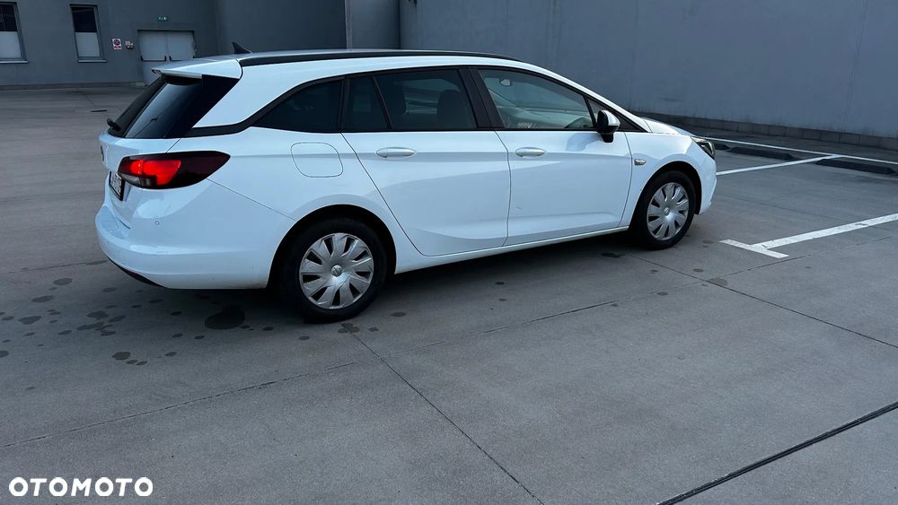 Opel Astra IV 1.6 CDTI Cosmo - 13