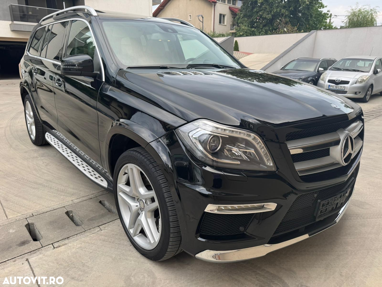 Mercedes-Benz GL 350 4MATIC BlueTec Aut. - 2