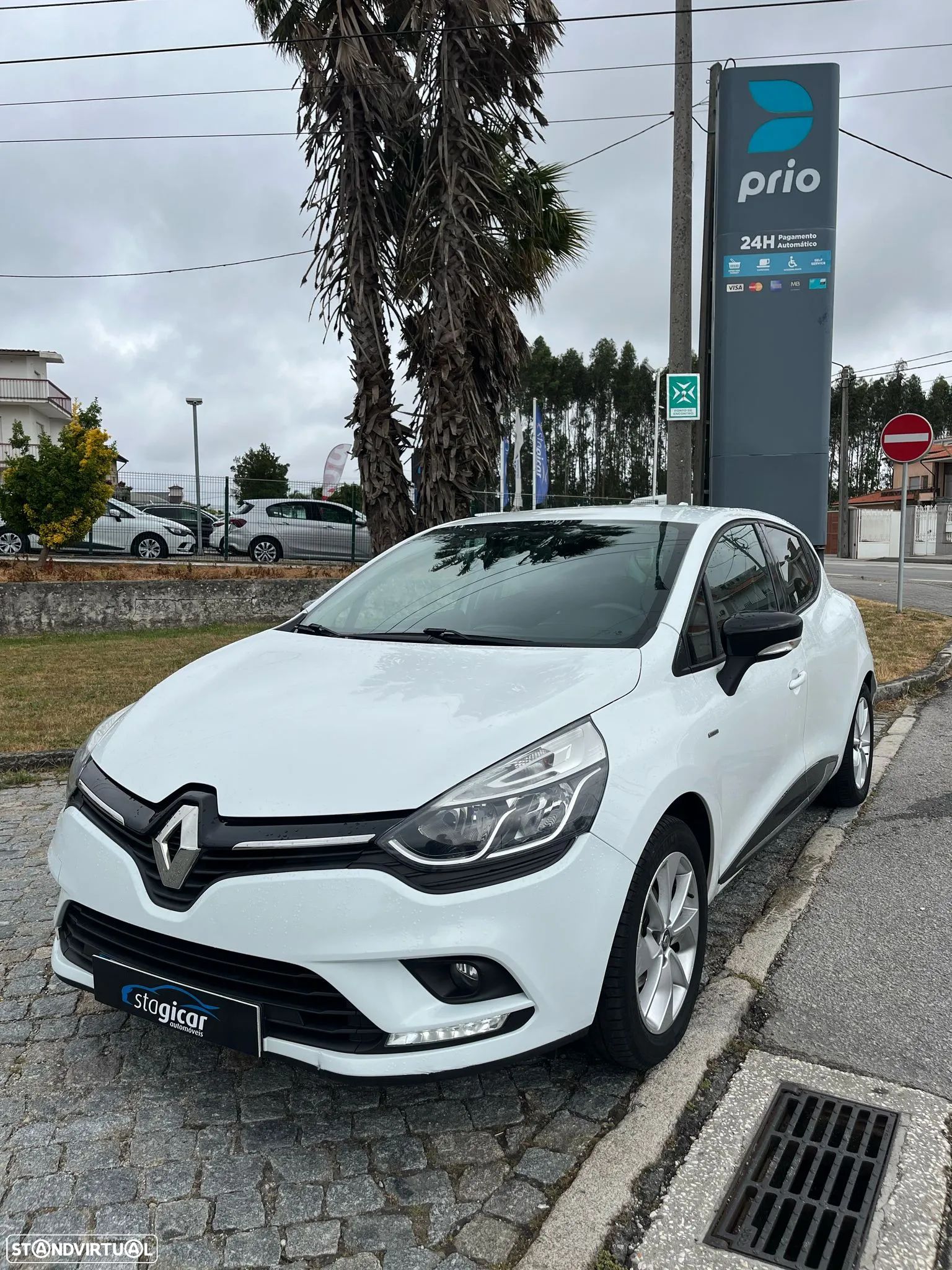 Renault Clio 0.9 TCe Limited Edition - 1