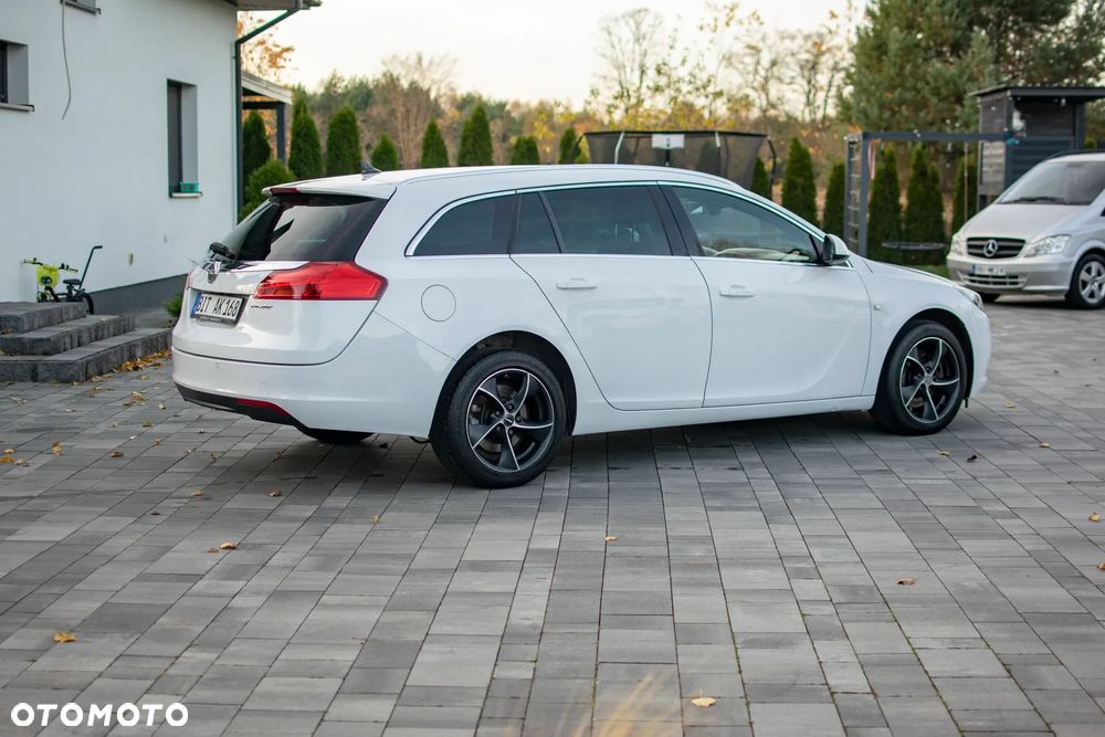 Opel Insignia - 16