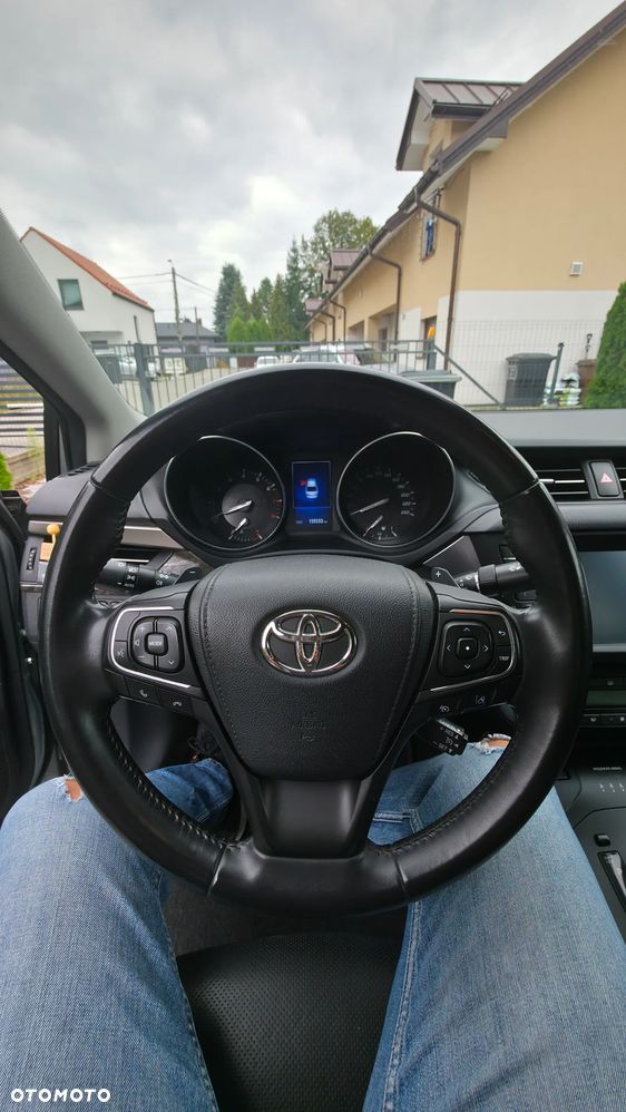Toyota Avensis 2.0 Premium MS - 27