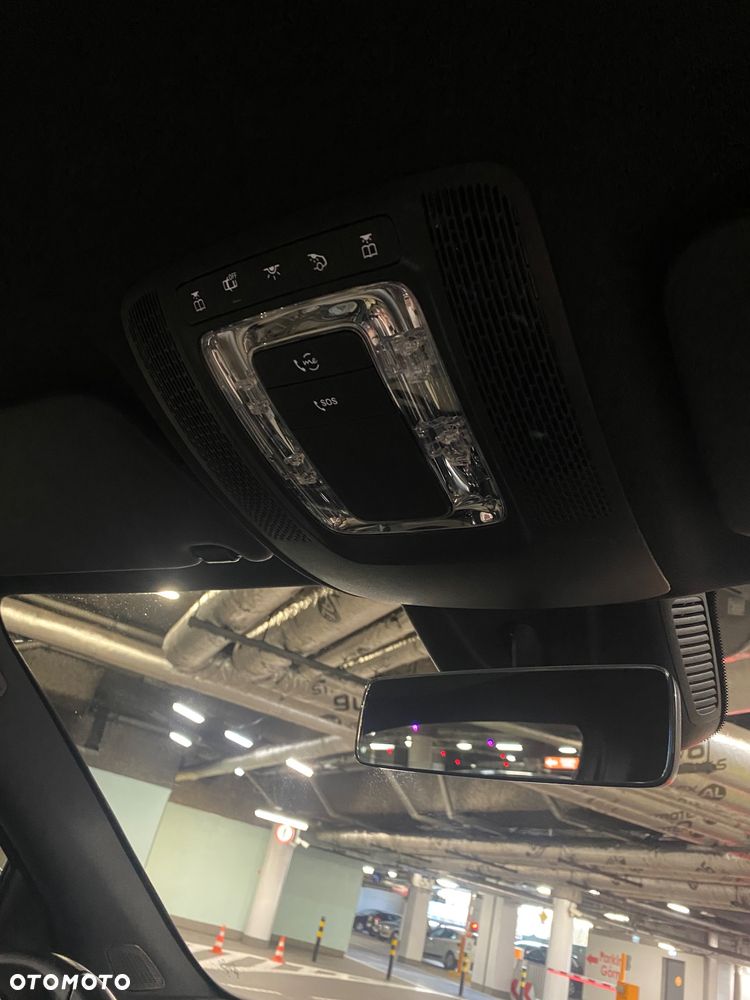 Mercedes-Benz GLA 200 - 11