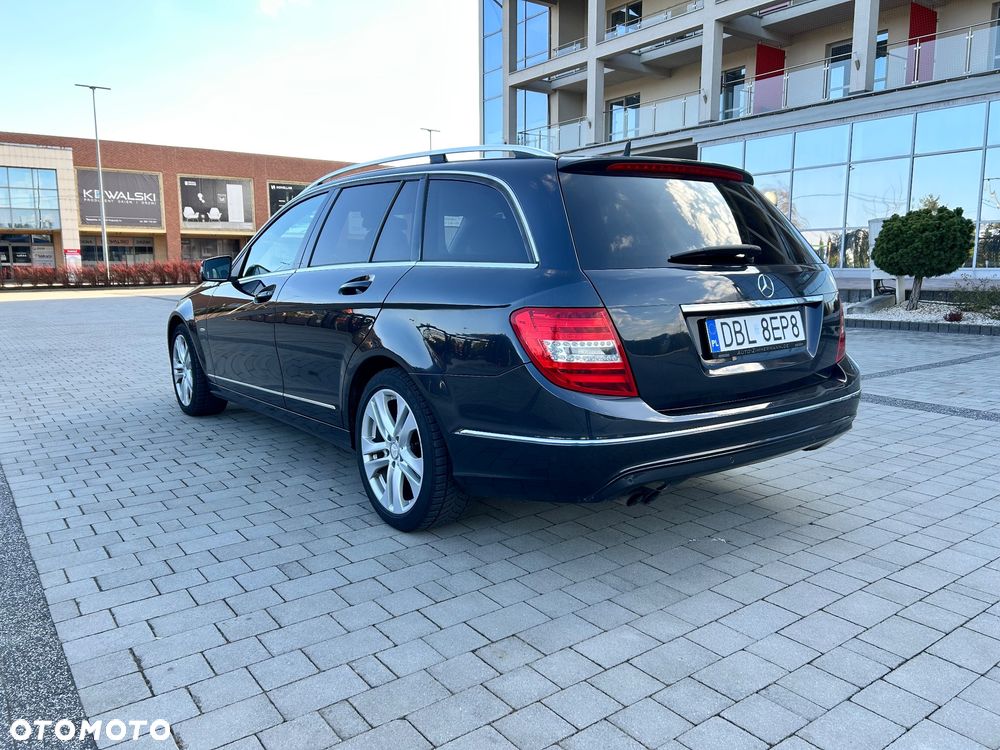 Mercedes-Benz Klasa C 200 CDI BlueEff Avantgarde - 4