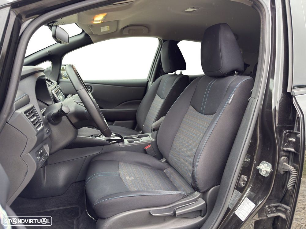 Nissan Leaf N-Connecta - 11