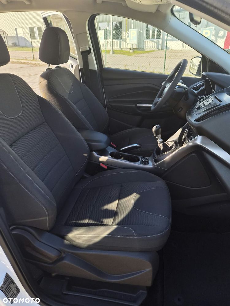 Ford Kuga 2.0 TDCi 4x4 SYNC - 34