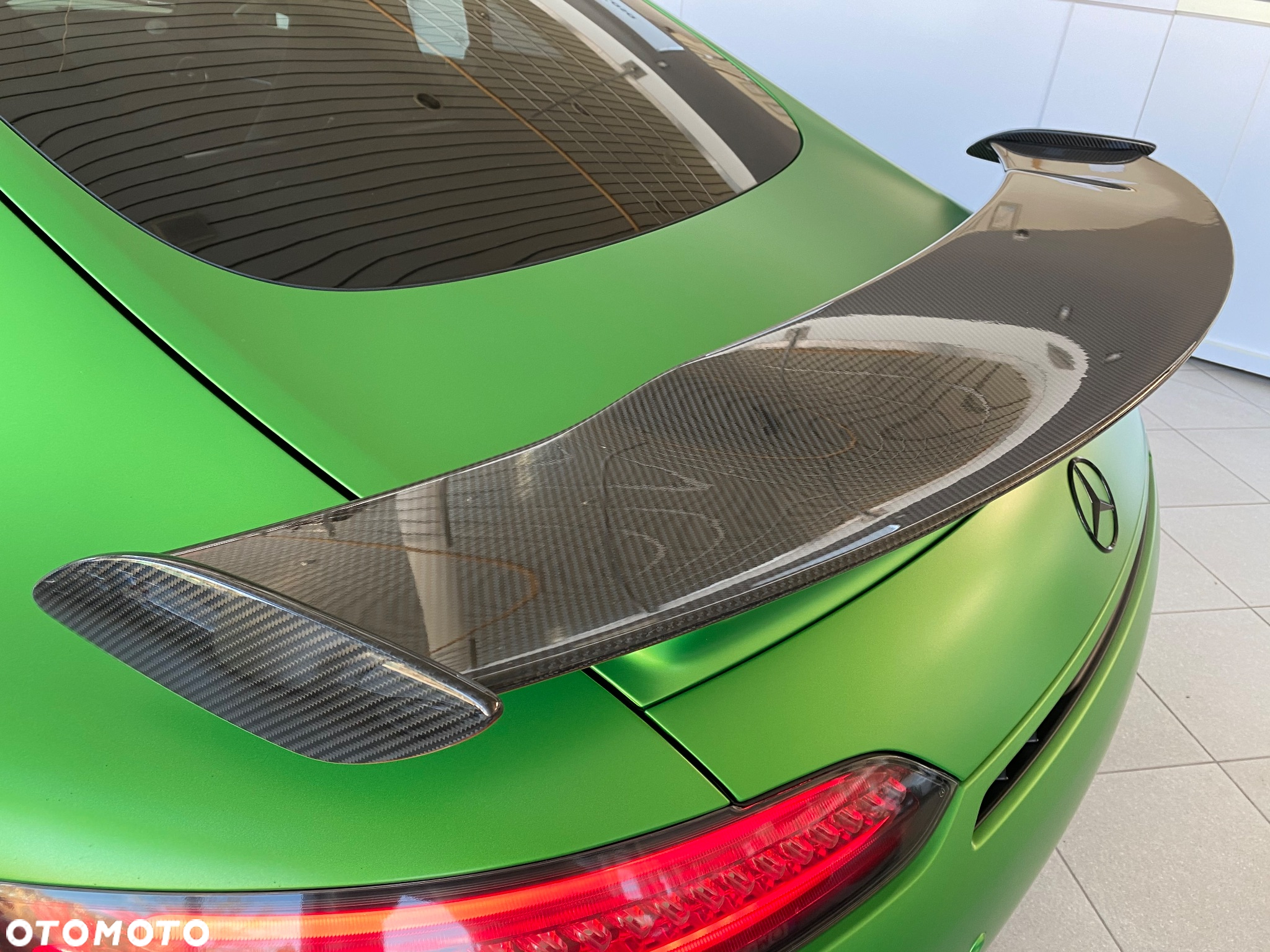 Mercedes-Benz AMG GT R - 9