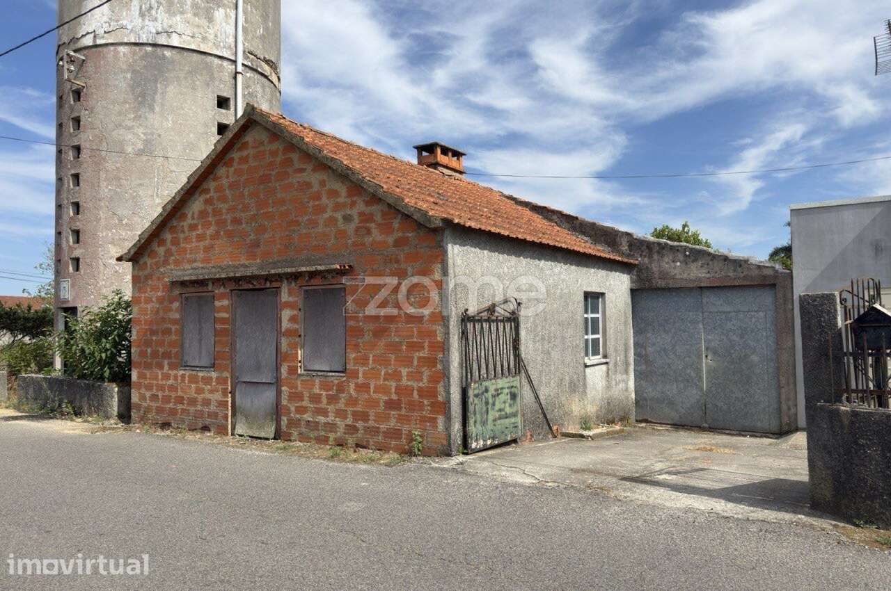 MORADIA PARA RESTAURAR|T2 | MAMARROSA- OLIVEIRA DO BAIRRO - Grande imagem: 4/15