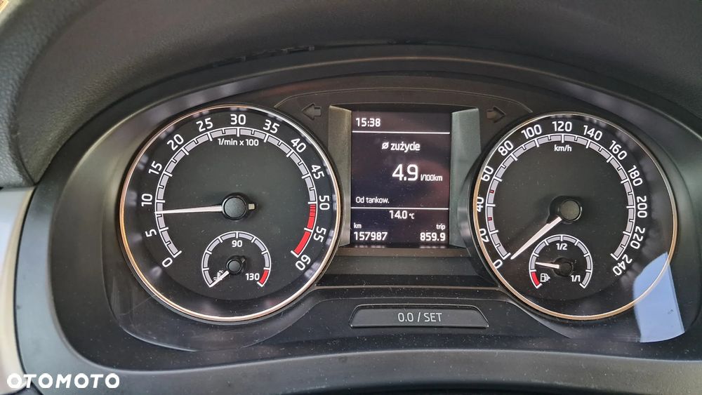 Skoda RAPID Spb 1.6 TDI DPF Ambition - 6