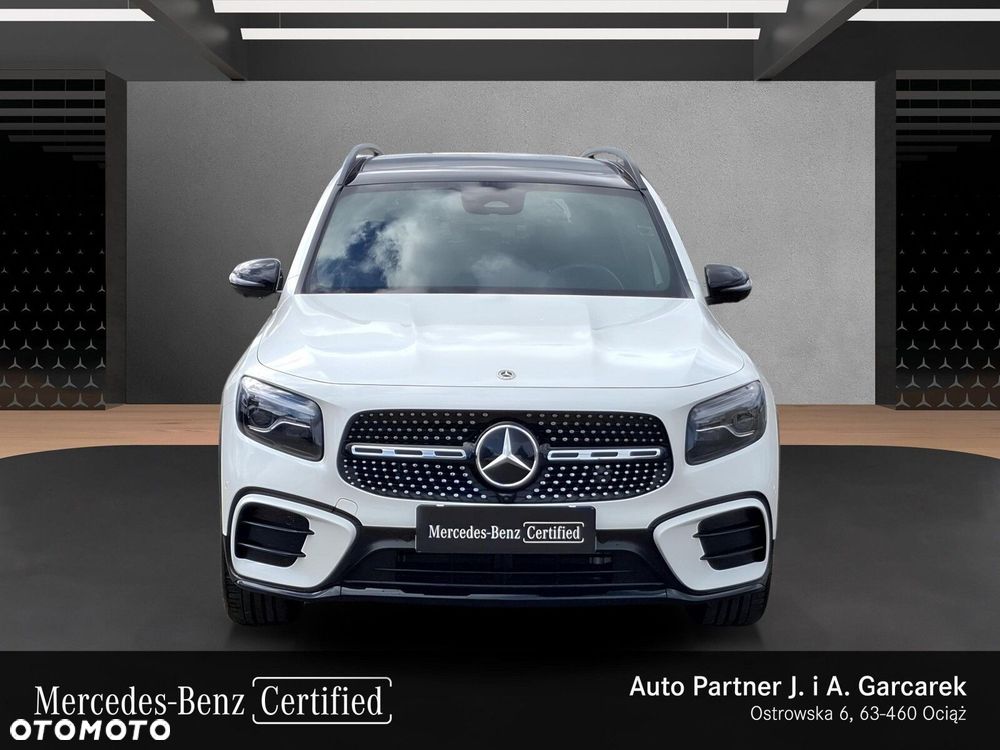 Mercedes-Benz GLB - 8