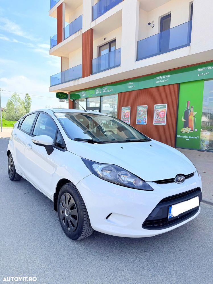 Ford Fiesta - 2