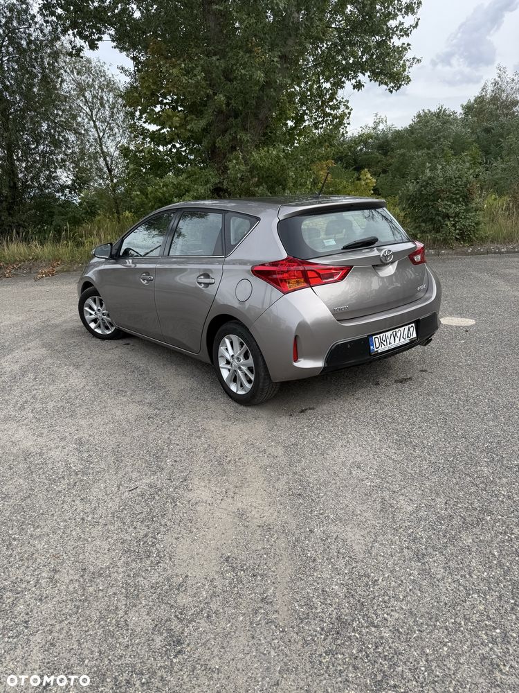 Toyota Auris - 3