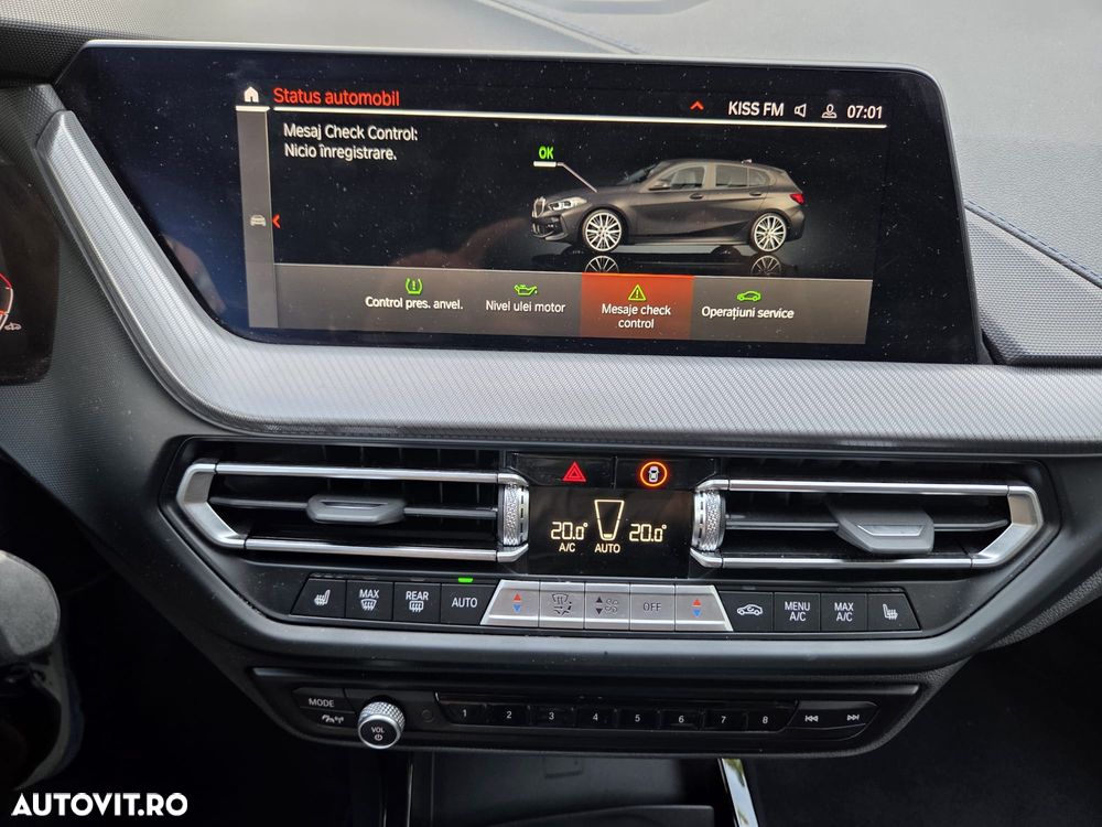 BMW 1 Series 2023 — imagine 17