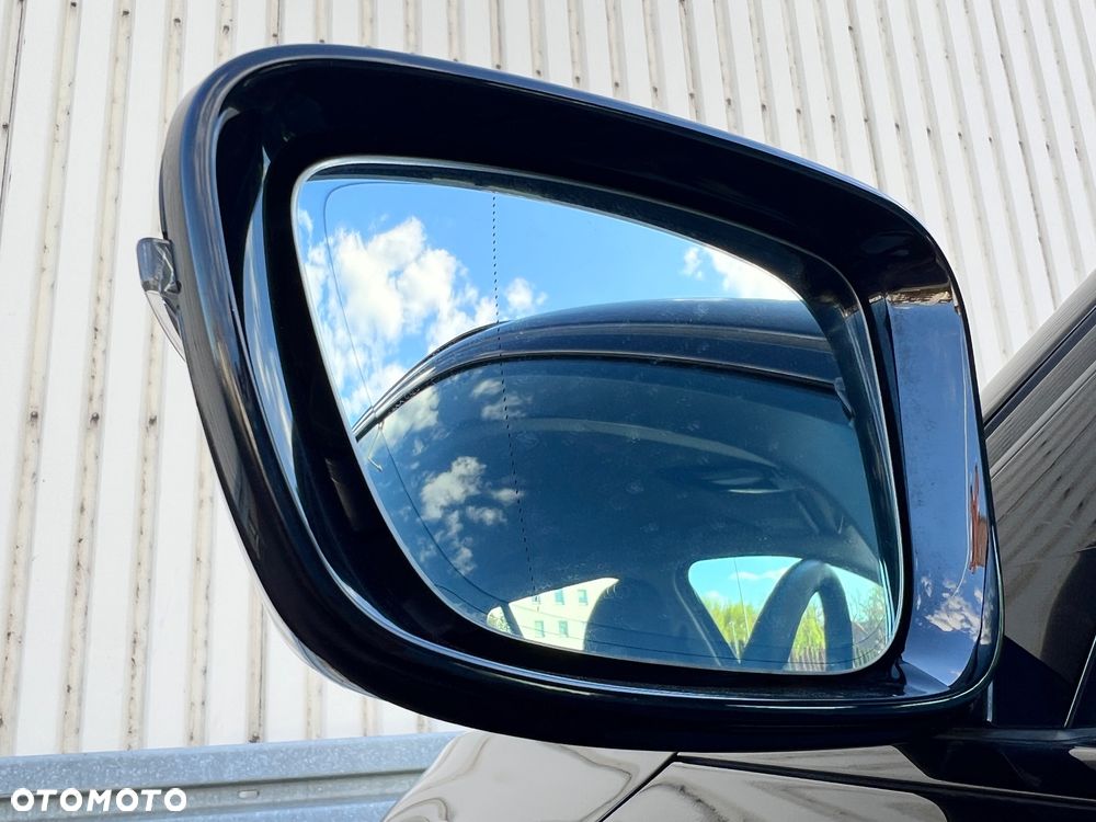 BMW Seria 3 318i Advantage - 38