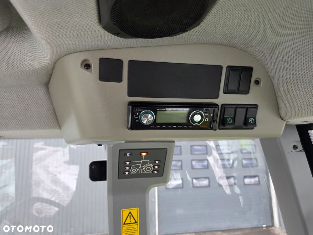 Claas Arion 650 - 14