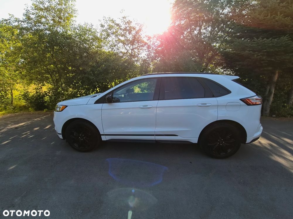 Ford Edge - 8