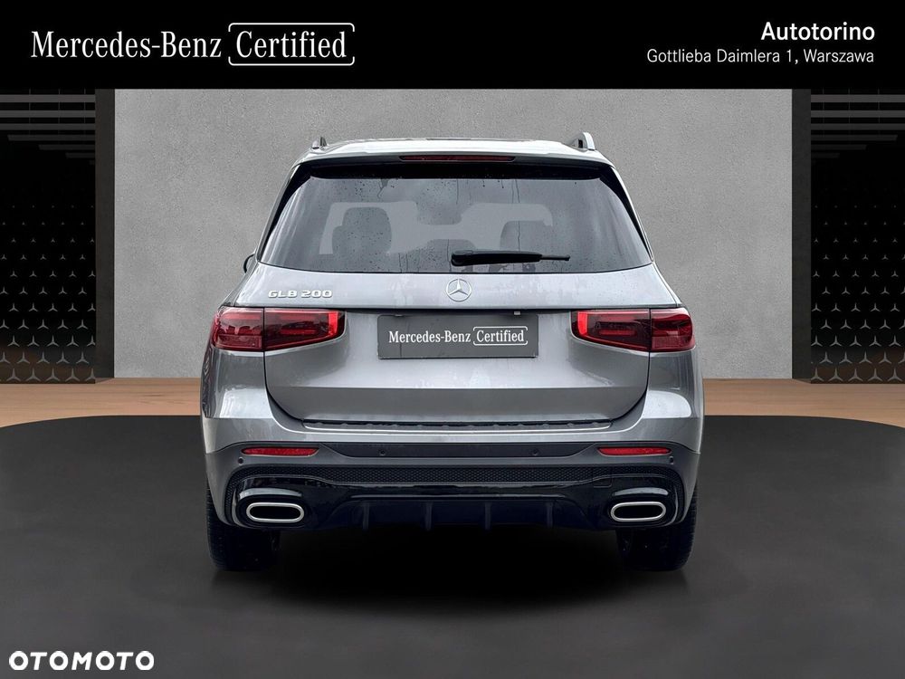 Mercedes-Benz GLB - 5