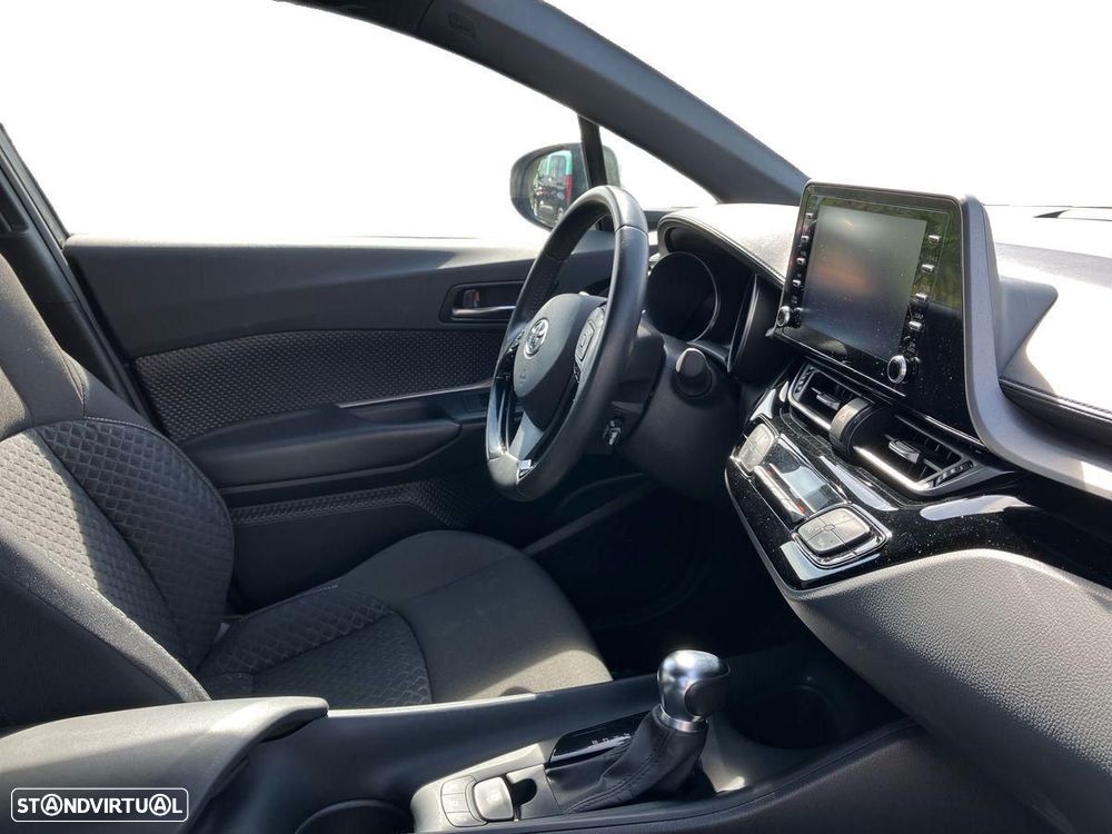 Toyota C-HR - 7