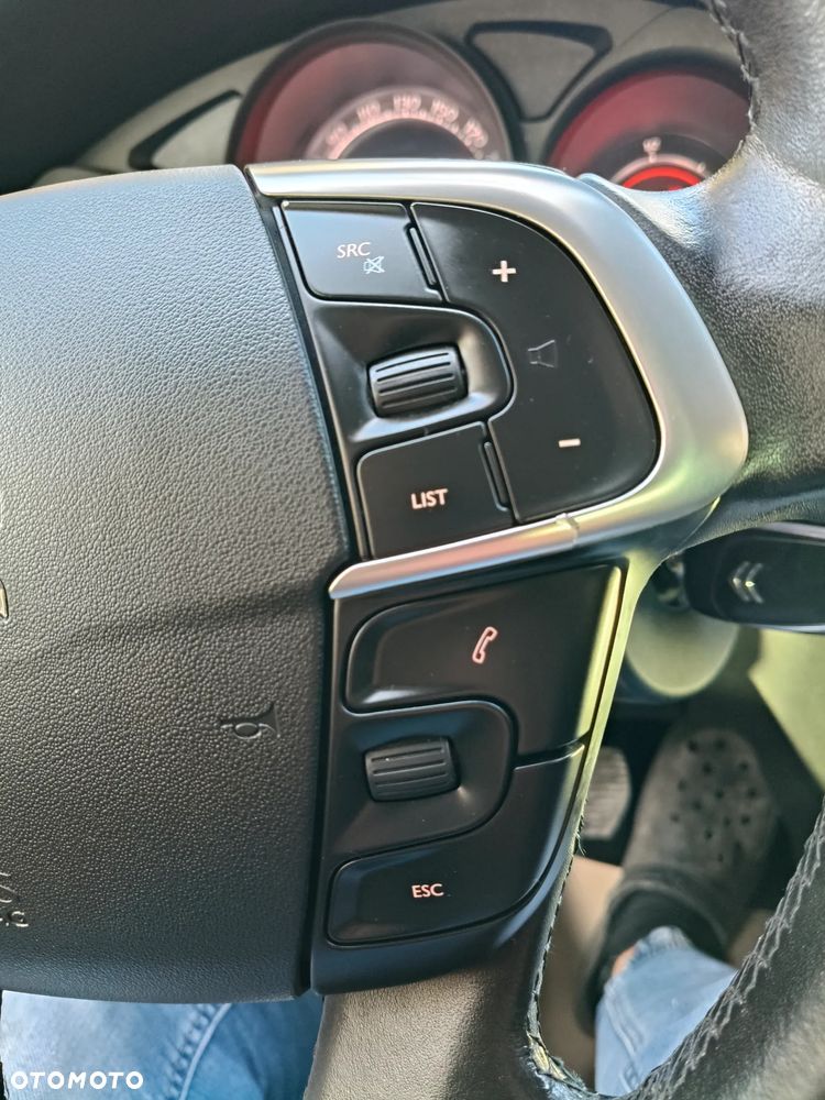 Citroën C4 VTi 120 Exclusive - 28