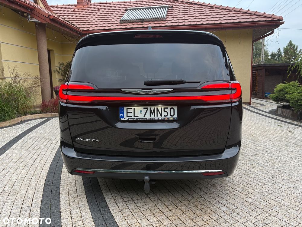 Chrysler Pacifica - 6